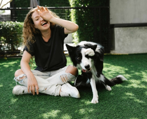 Woman and dog in a Florida home living free of pet allergy symptoms